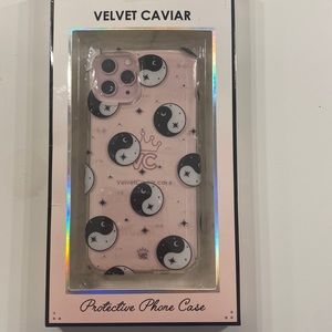 Velvet caviar - 11/Xr